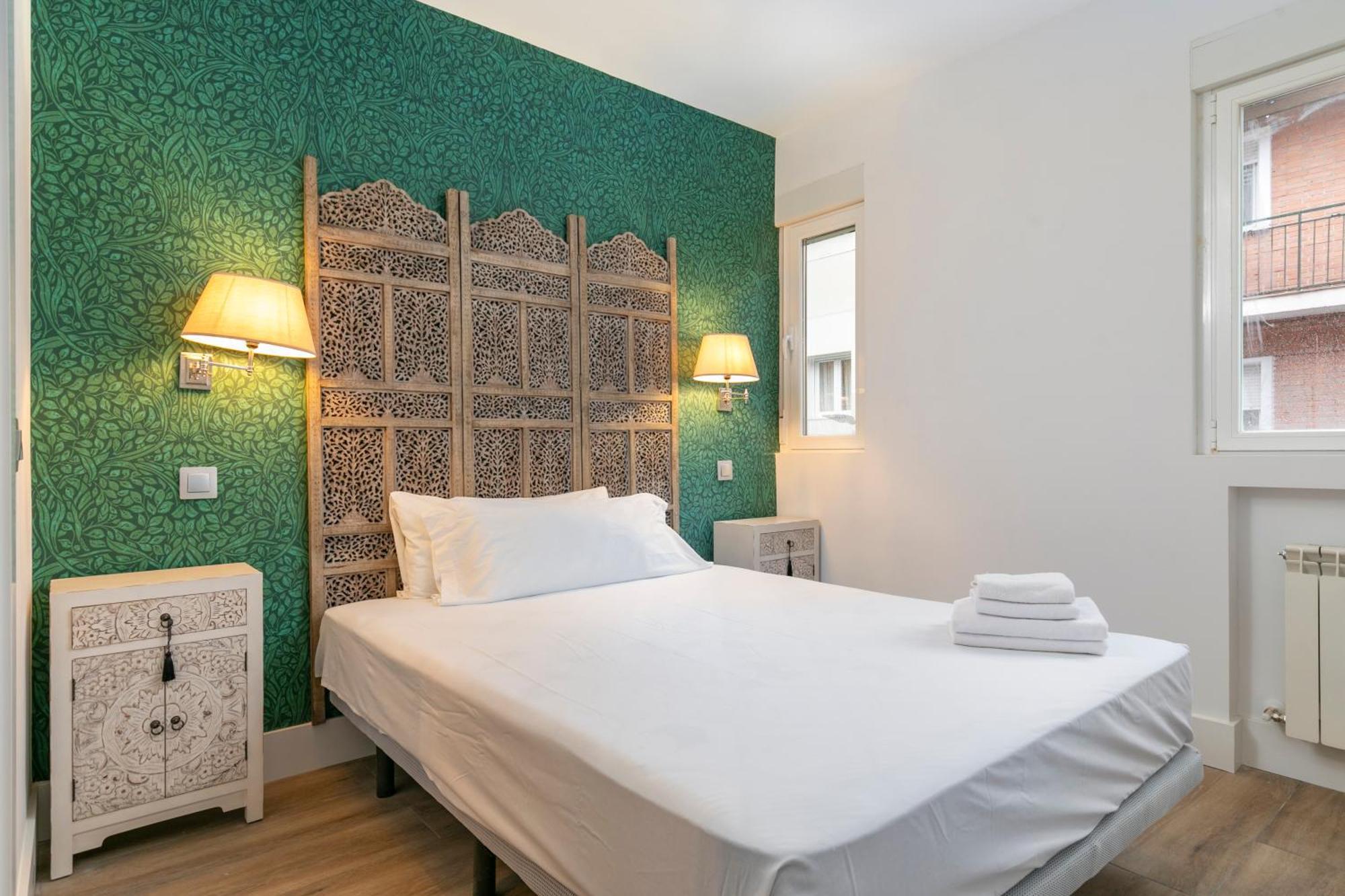 Plaza De Castilla Apartments Мадрид Экстерьер фото